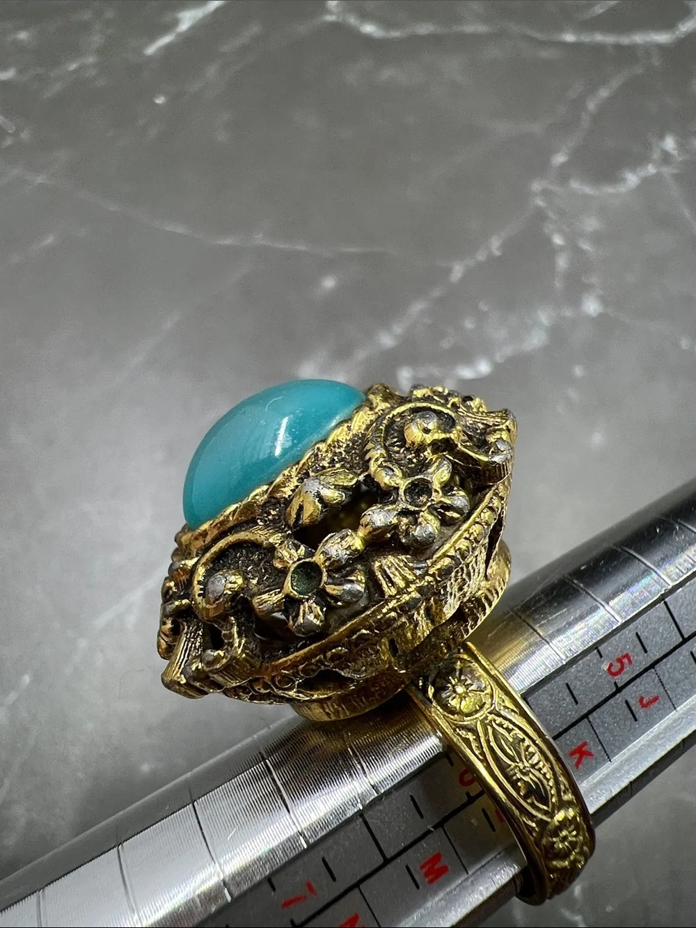 Vintage 70’s Sarah Coventry Czarina Adjustable Ring w/ Blue Cabachon Stone